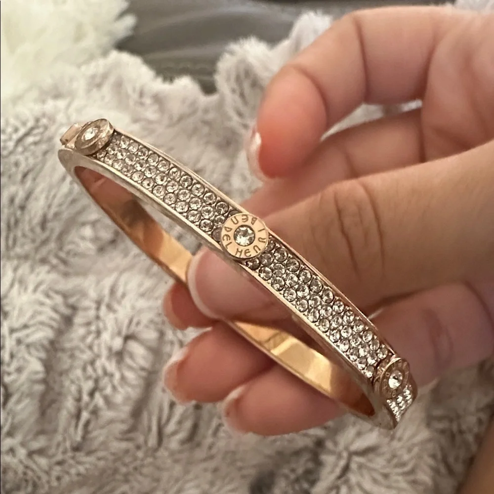LUX BANGLE✨Rose Gold screw rivet pave crystal BRACELET love bangle Henri bendel
